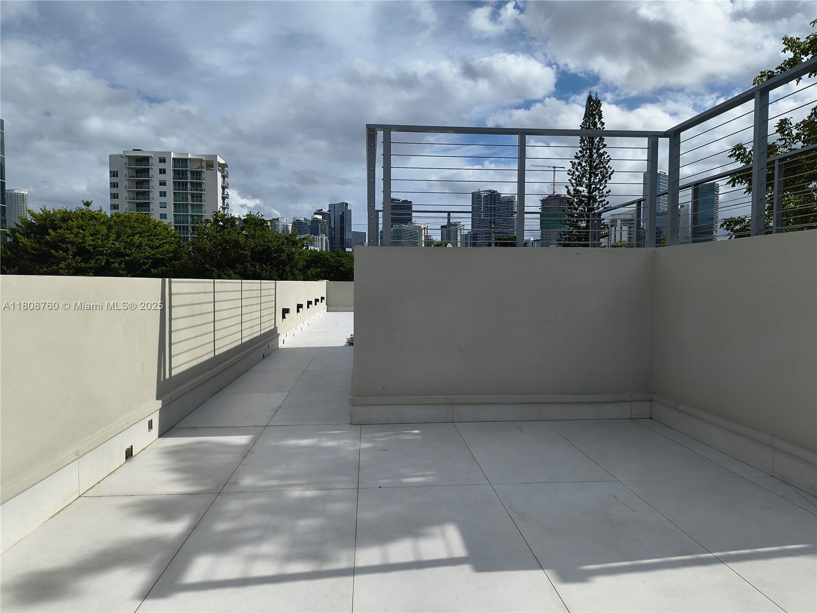 234 Southwest 22nd Road Miami, FL 33129 - Photo 29 of 31