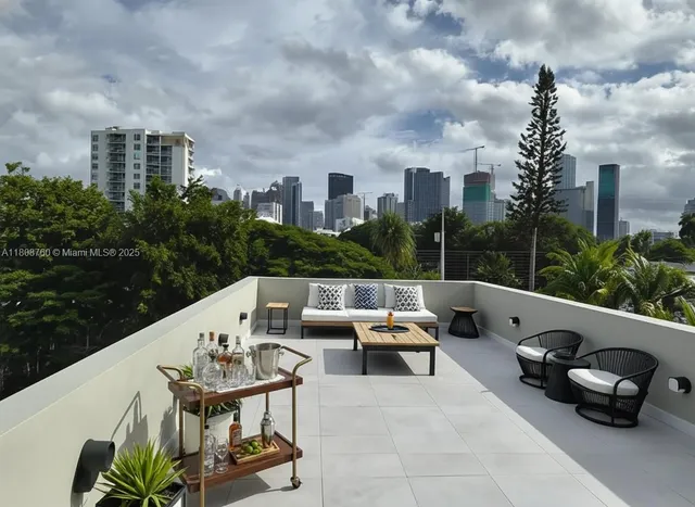 $4,600,000 | 234 Southwest 22nd Road, Miami, FL 33129