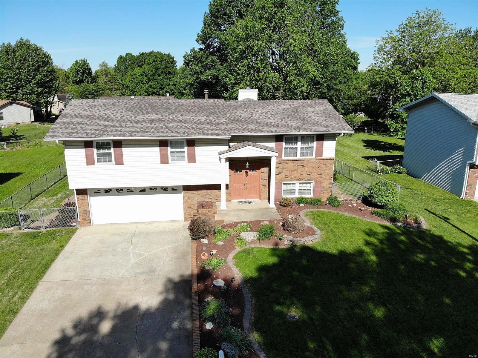 307 Bridle Ridge Road Collinsville, IL 62234 - Photo 1 of 62 Gallery Image 1