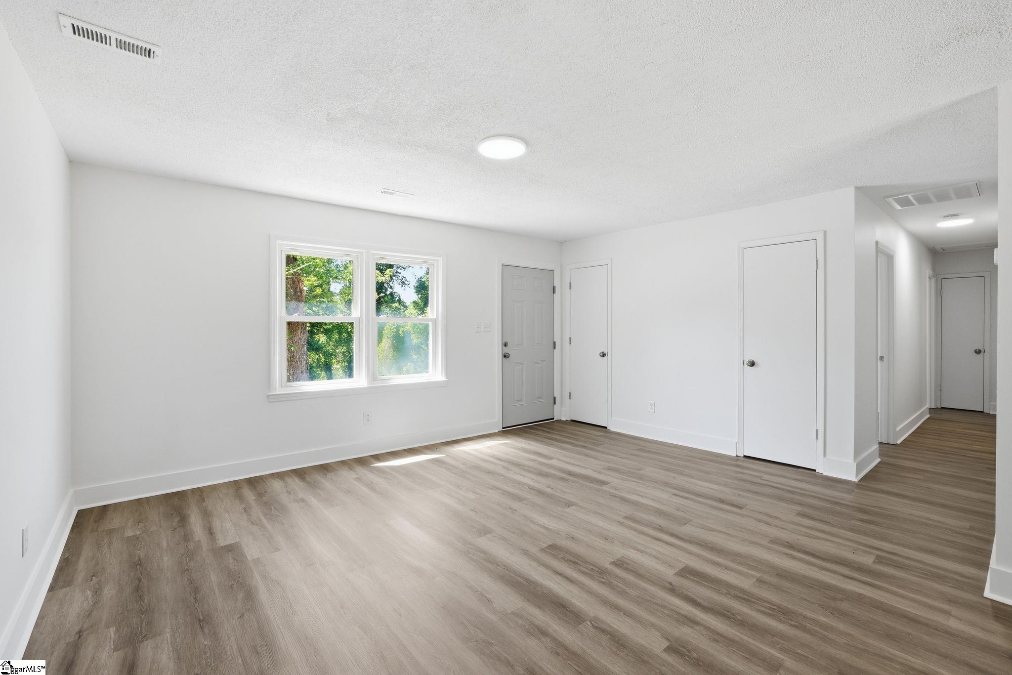 388 Vanderbilt Road Spartanburg, SC 29301 - Photo 21 of 34 Gallery Image 21