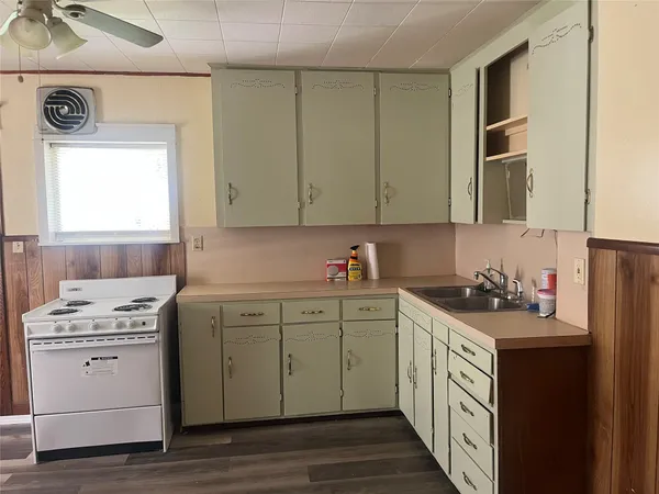 $1,700 | 208 South Liberty Avenue, Unit 2, Endicott, NY 13760