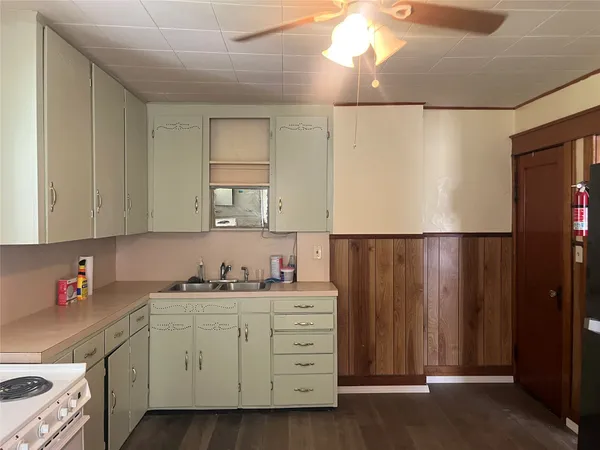 $1,700 | 208 South Liberty Avenue, Unit 2, Endicott, NY 13760