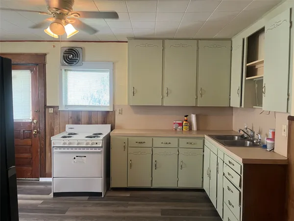 $1,700 | 208 South Liberty Avenue, Unit 2, Endicott, NY 13760