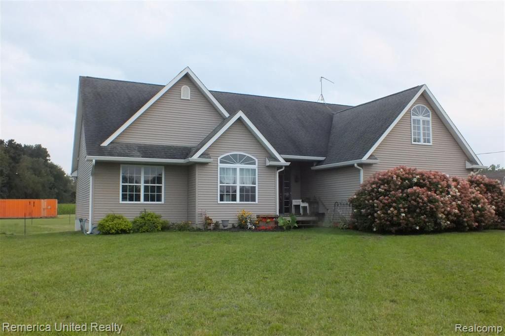 3721 Chase Lake Road Howell, MI 48855 - Photo 1 of 31