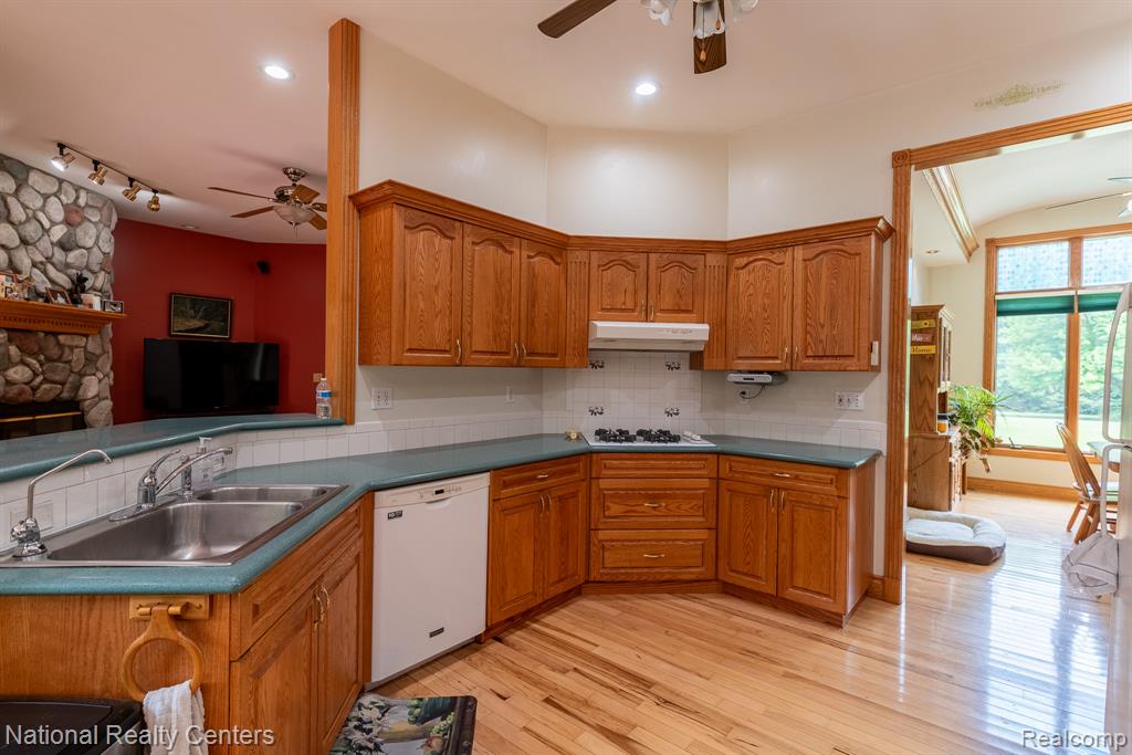5315 Remer Road East China, MI 48054 - Photo 7 of 47