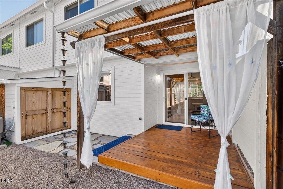 461 Tulipan Way Talent, OR 97540 - Photo 3 of 24