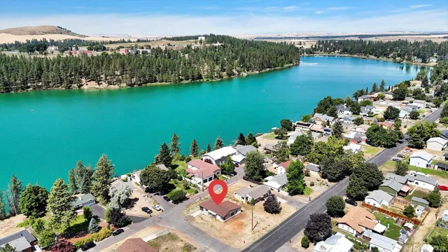 $345,000 | 212 California Street, Medical Lake, WA 99022