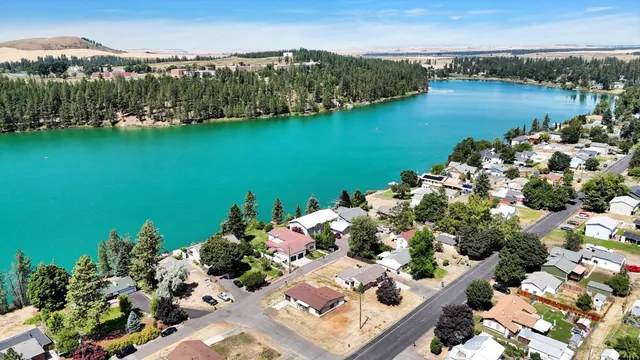 $345,000 | 212 California Street, Medical Lake, WA 99022