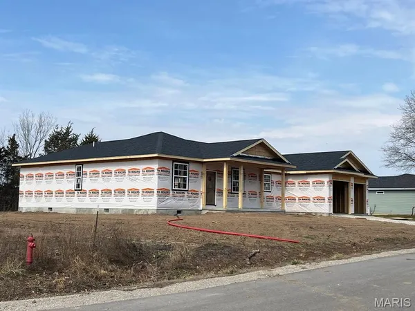 $419,900 | 22835 Patton Lane, Lebanon, MO 65536