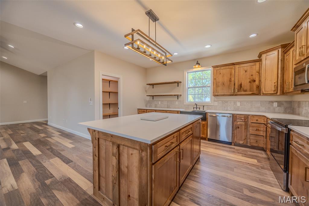 22835 Patton Lane Lebanon, MO 65536 - Photo 11 of 53