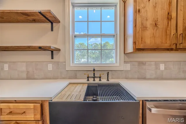 $419,900 | 22835 Patton Lane, Lebanon, MO 65536