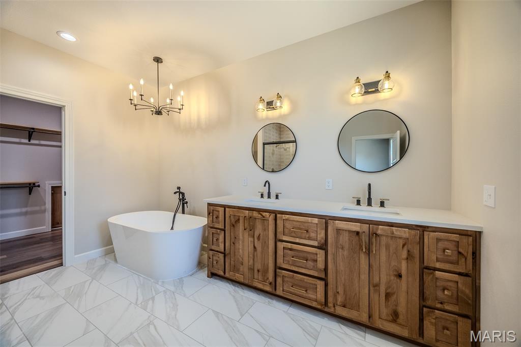 22835 Patton Lane Lebanon, MO 65536 - Photo 27 of 53