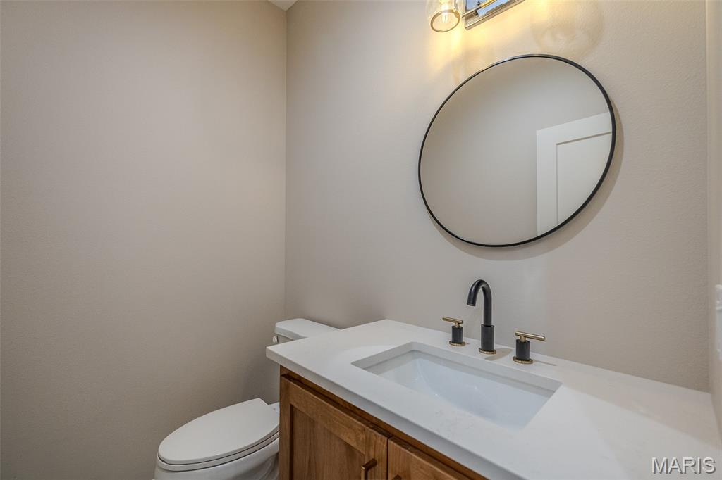 22835 Patton Lane Lebanon, MO 65536 - Photo 34 of 53