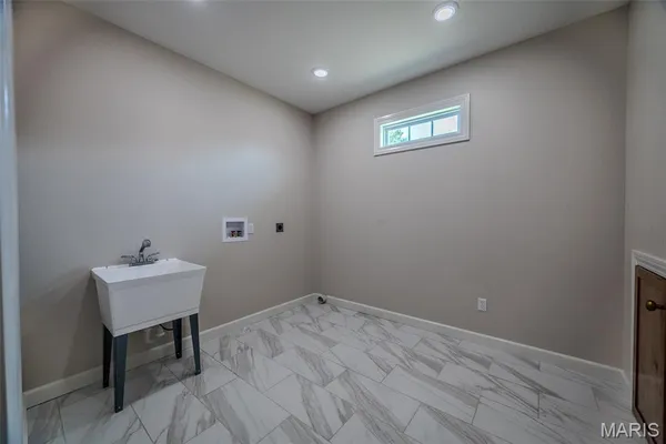 $419,900 | 22835 Patton Lane, Lebanon, MO 65536