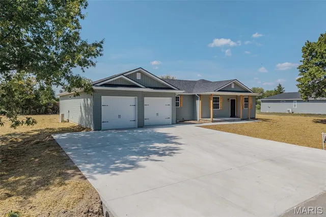 $419,900 | 22835 Patton Lane, Lebanon, MO 65536