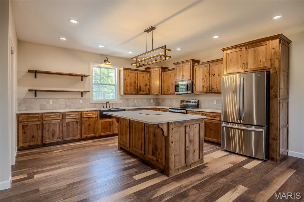 22835 Patton Lane Lebanon, MO 65536 - Photo 8 of 60