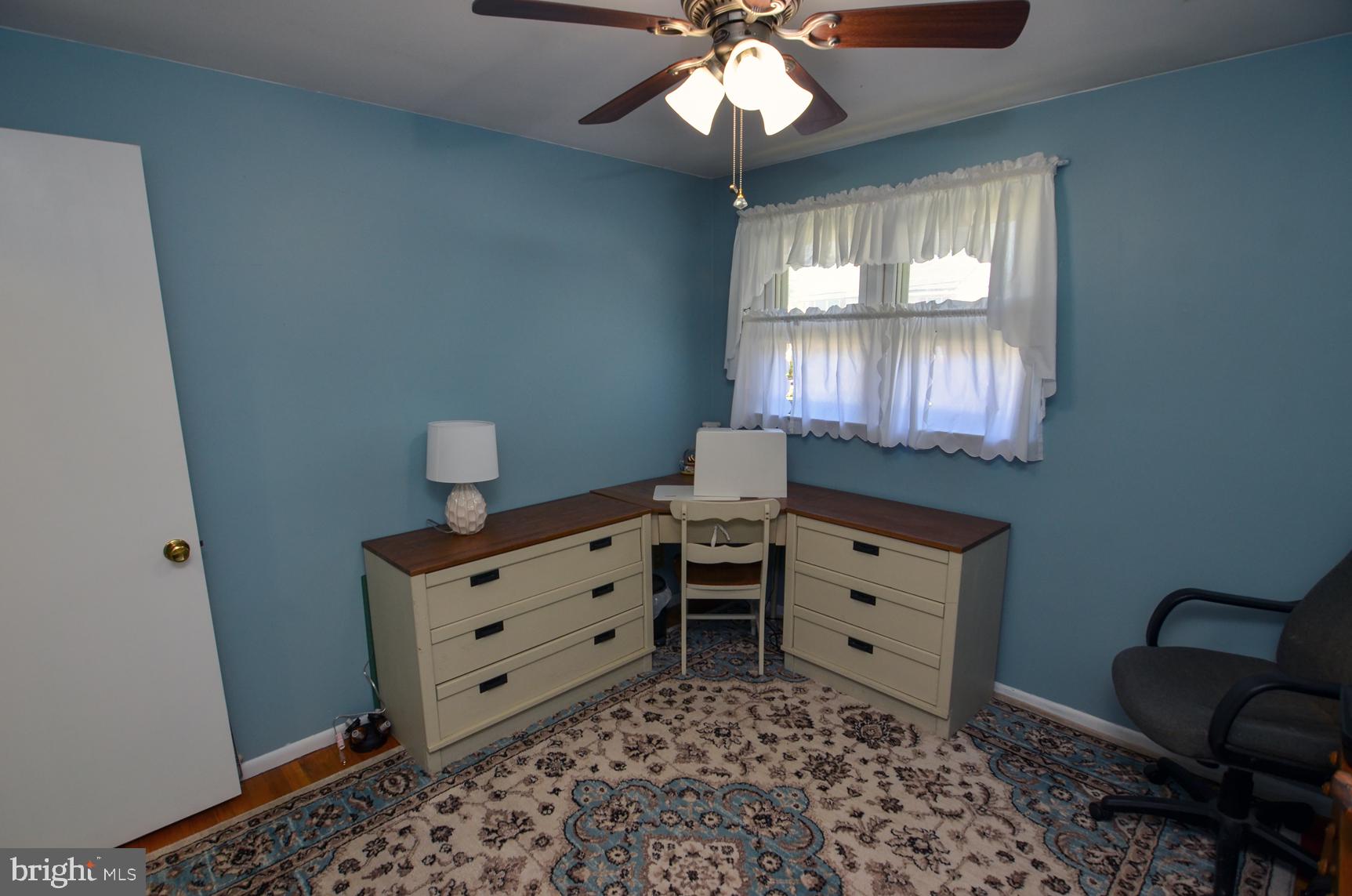 15 Yorkshire Road Hamilton, NJ 08610 - Photo 19 of 34 Bedroom 3