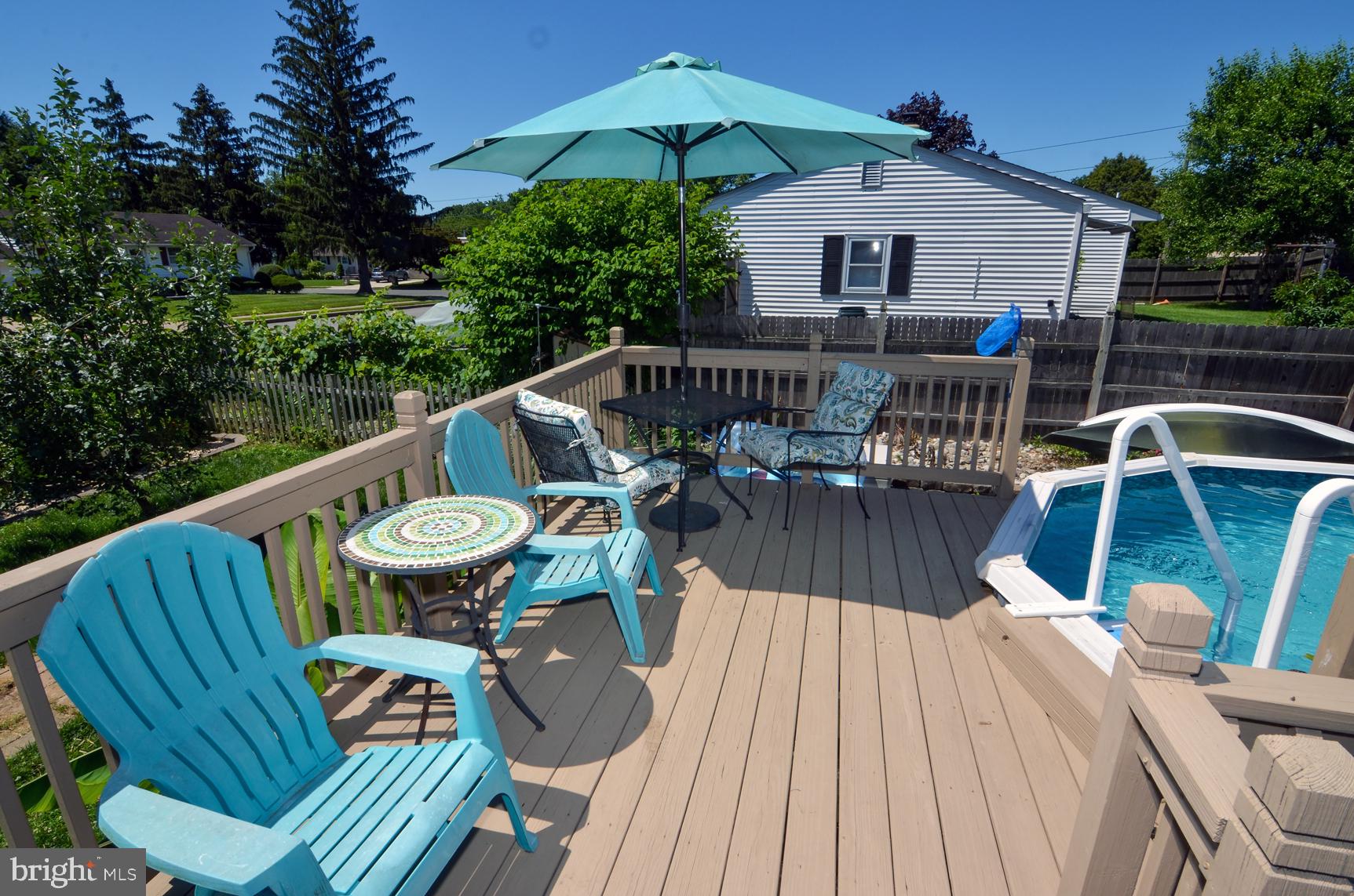 15 Yorkshire Road Hamilton, NJ 08610 - Photo 29 of 34 Deck