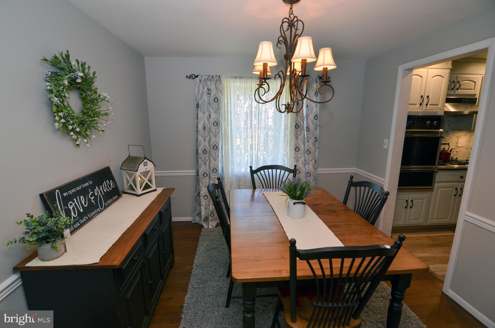 15 Yorkshire Road Hamilton, NJ 08610 - Photo 9 of 34 Dining Room