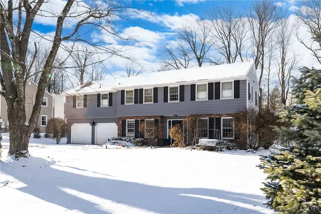 $475,000 | 52 Woodberry Road, New Hartford, NY 13413