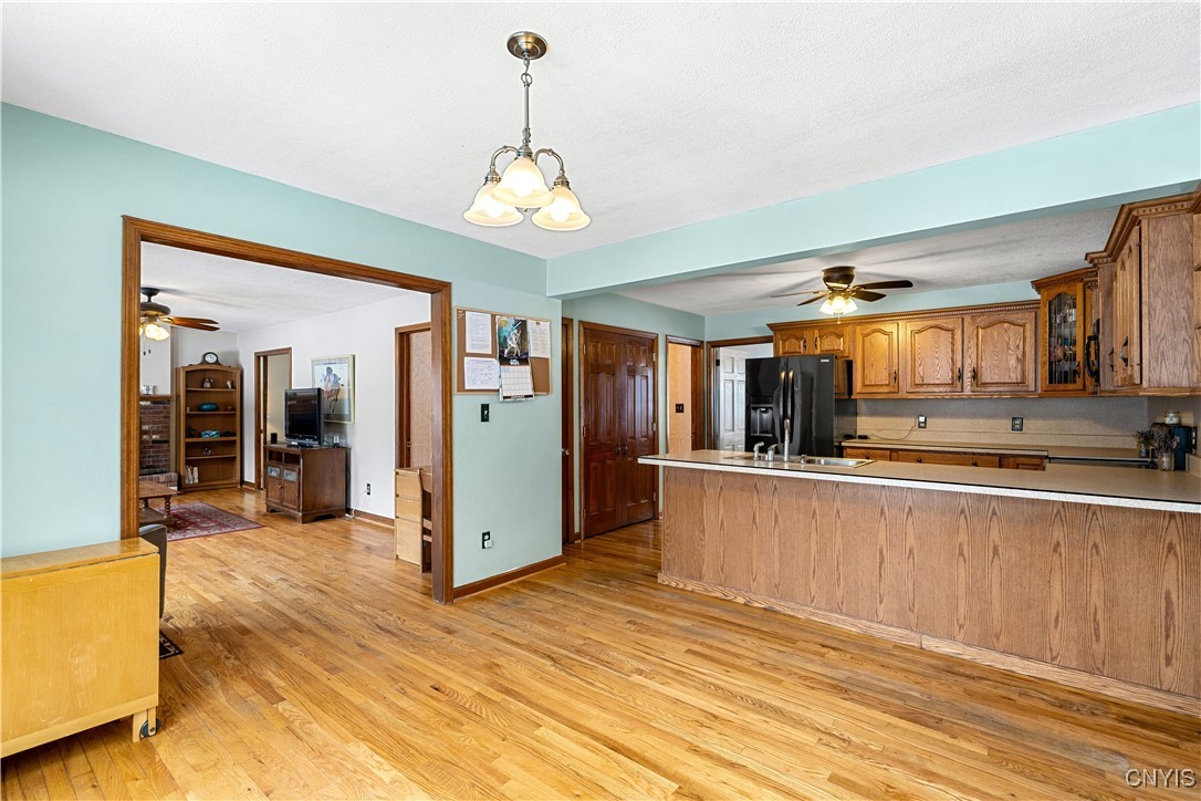 52 Woodberry Road New Hartford, NY 13413 - Photo 14 of 48