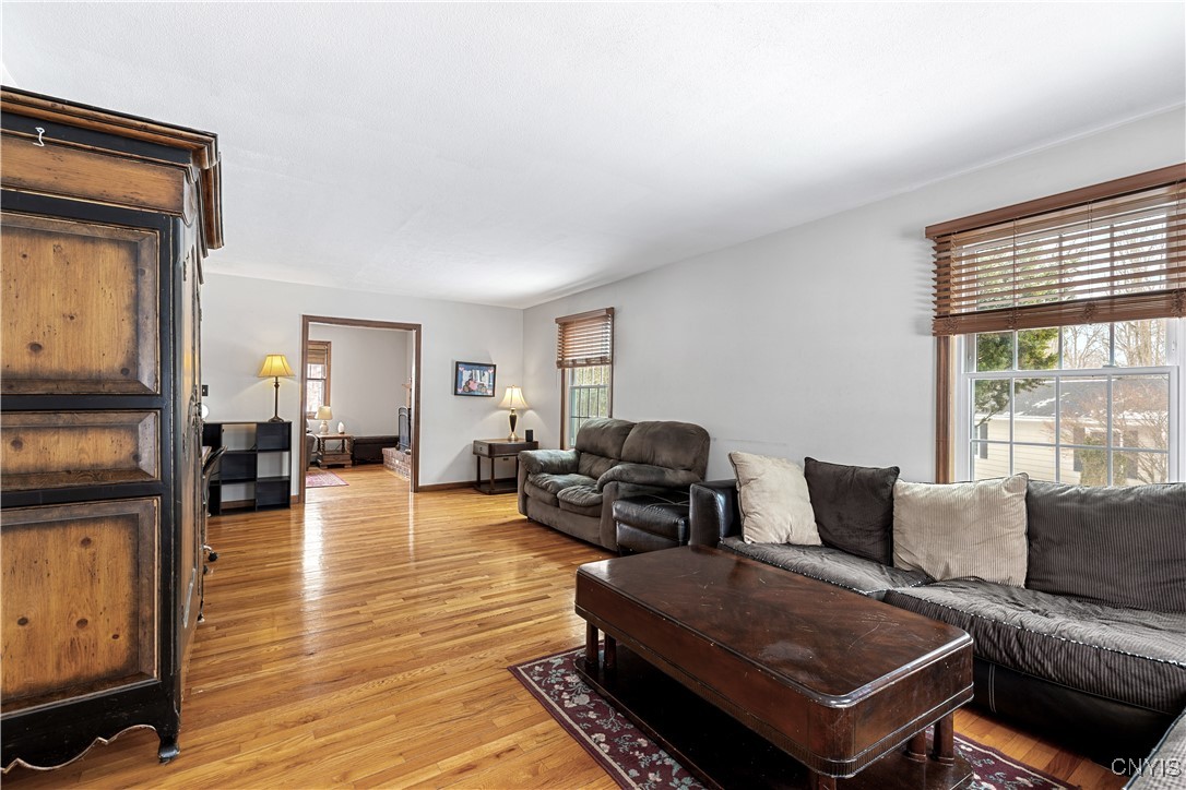 52 Woodberry Road New Hartford, NY 13413 - Photo 20 of 48