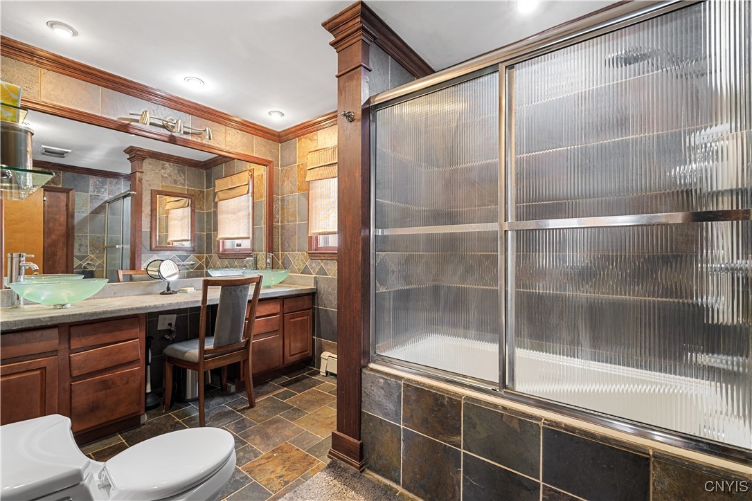 52 Woodberry Road New Hartford, NY 13413 - Photo 27 of 48