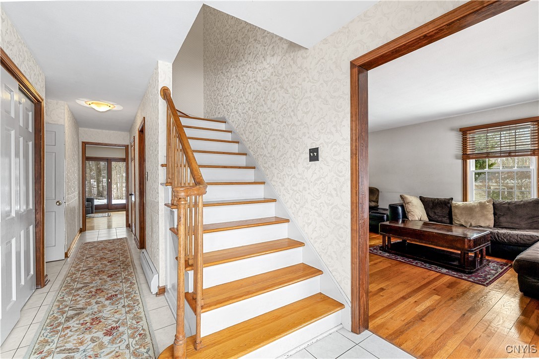 52 Woodberry Road New Hartford, NY 13413 - Photo 6 of 48