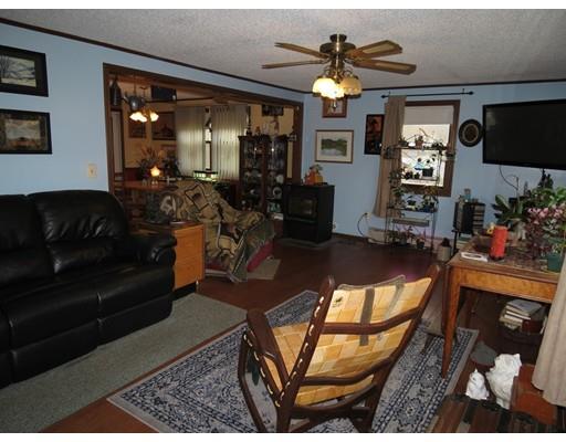 975 Bernardston Road Greenfield, MA 01301 - Photo 12 of 27 Gallery Image 12