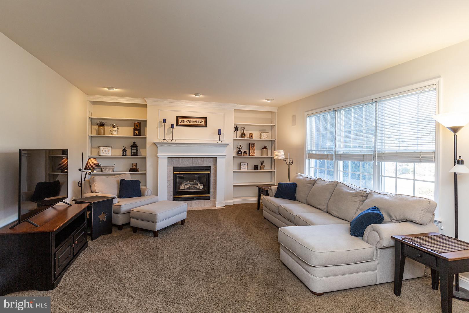 1018 Buckwalter Road Lititz, PA 17543 - Photo 31 of 73 Family room