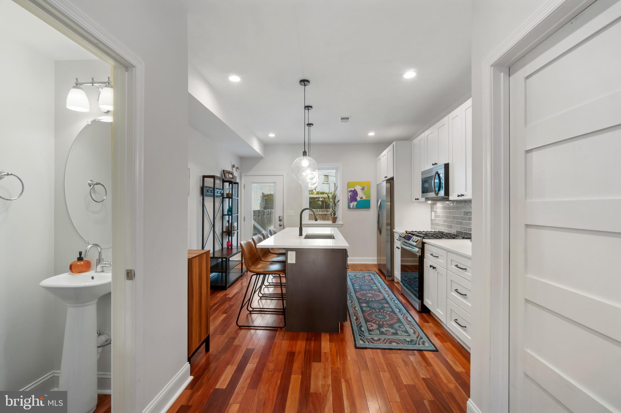 4011 Hickory Avenue Baltimore, MD 21211 - Photo 13 of 34