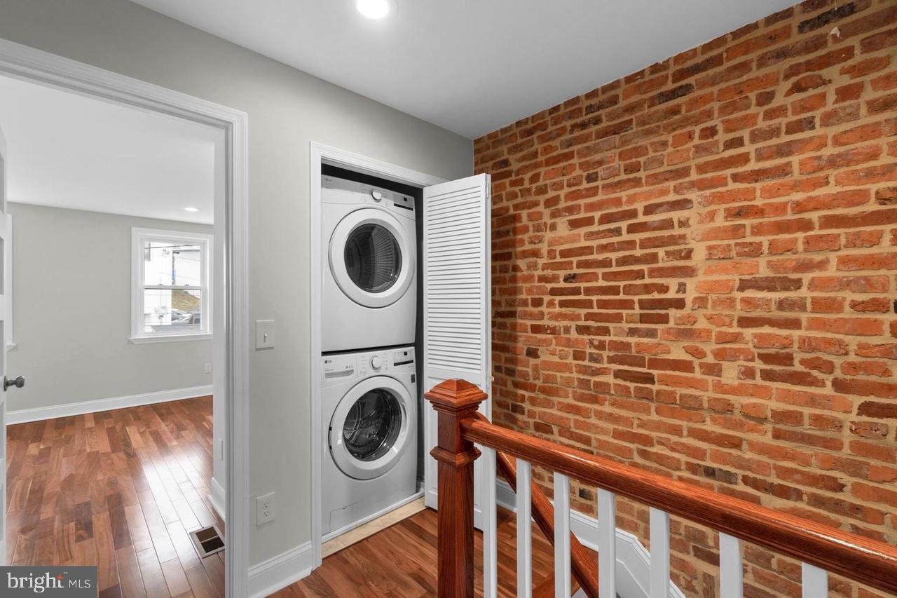 4011 Hickory Avenue Baltimore, MD 21211 - Photo 19 of 34