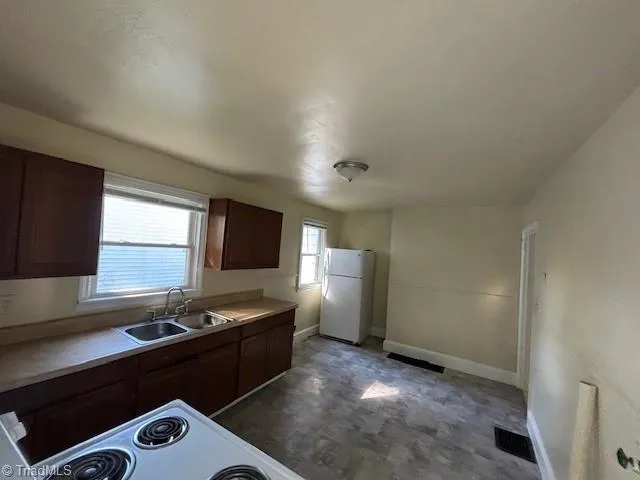 $975 | 2721 Ivy Avenue, Winston-Salem, NC 27105