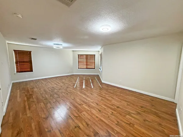 $1,900 | 6410 Mineral Bay, San Antonio, TX 78244