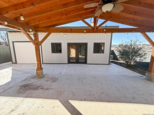 $1,900 | 6410 Mineral Bay, San Antonio, TX 78244