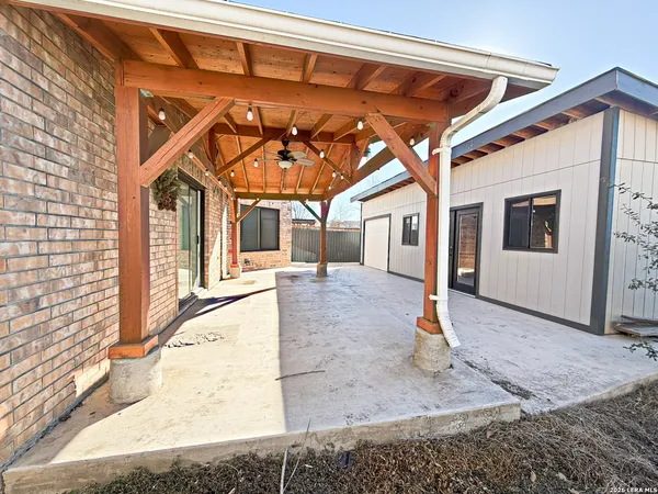 $1,900 | 6410 Mineral Bay, San Antonio, TX 78244