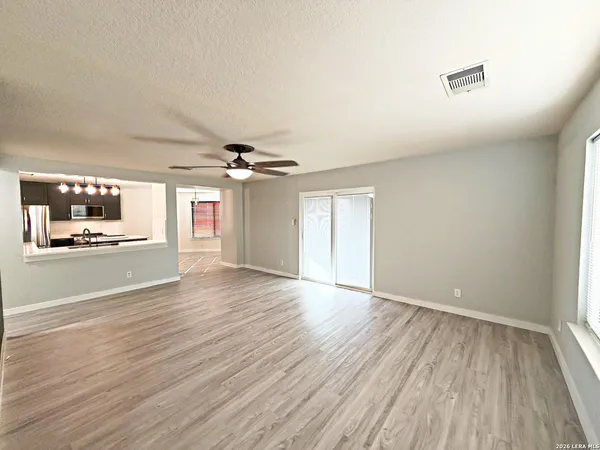 $1,900 | 6410 Mineral Bay, San Antonio, TX 78244