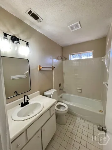 $1,450 | 7412 Johnny Mercer Boulevard, Unit 2, Savannah, GA 31410