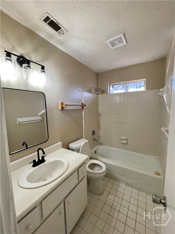 7412 Johnny Mercer Boulevard, Unit 2 Savannah, GA 31410 - Photo 8 of 9