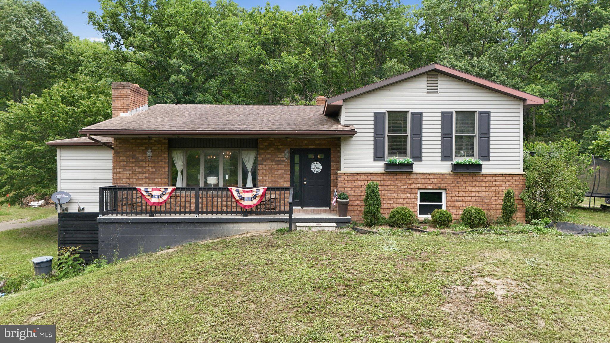 238 Landis Lane Green Spring, WV 26722 - Photo 1 of 40