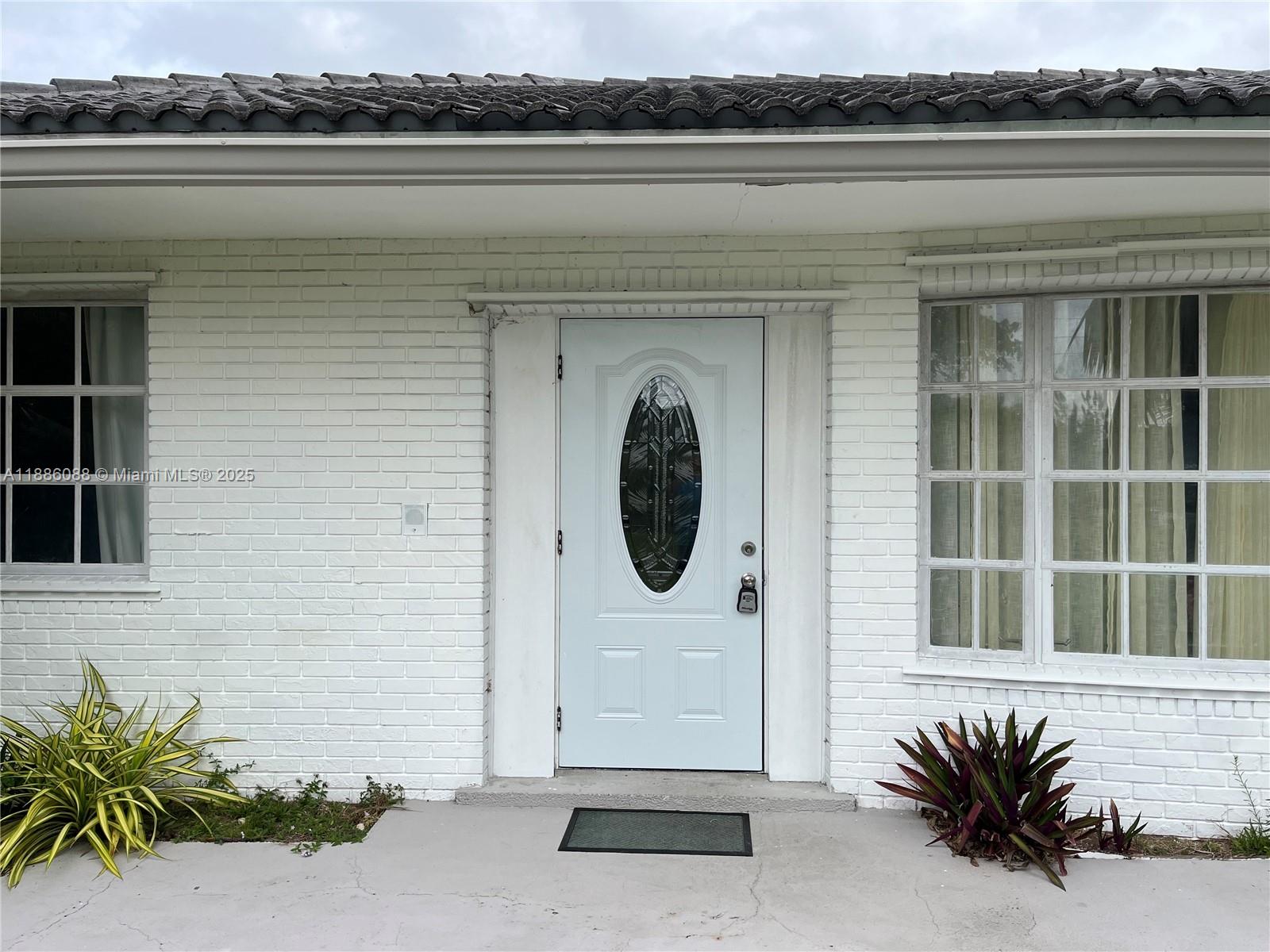 14001 Mustang Trail, Unit 1 Southwest Ranches, FL 33330 - Photo 2 of 31