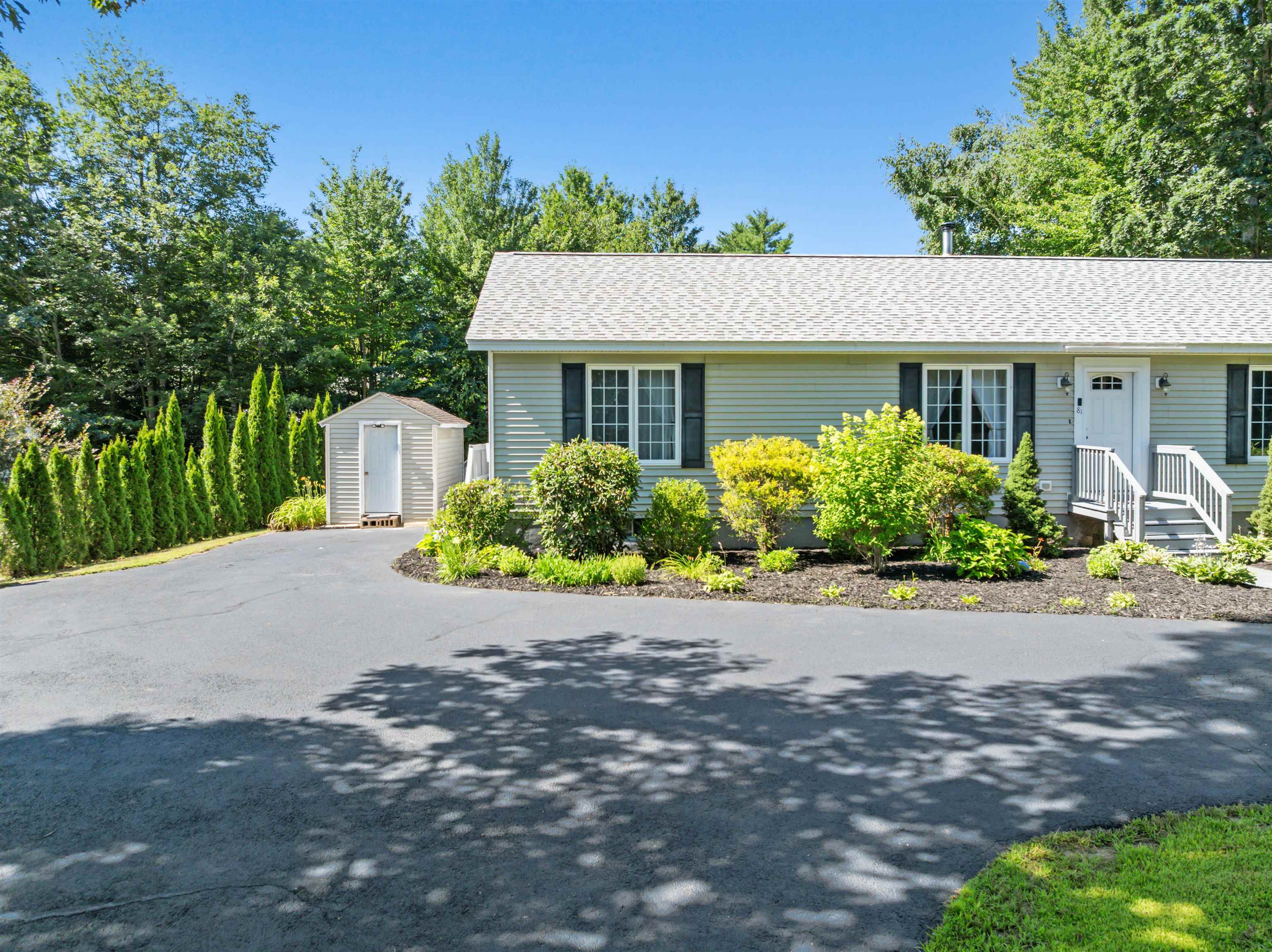 81 Lynnewood Road Laconia, NH 03246 - Photo 7 of 53