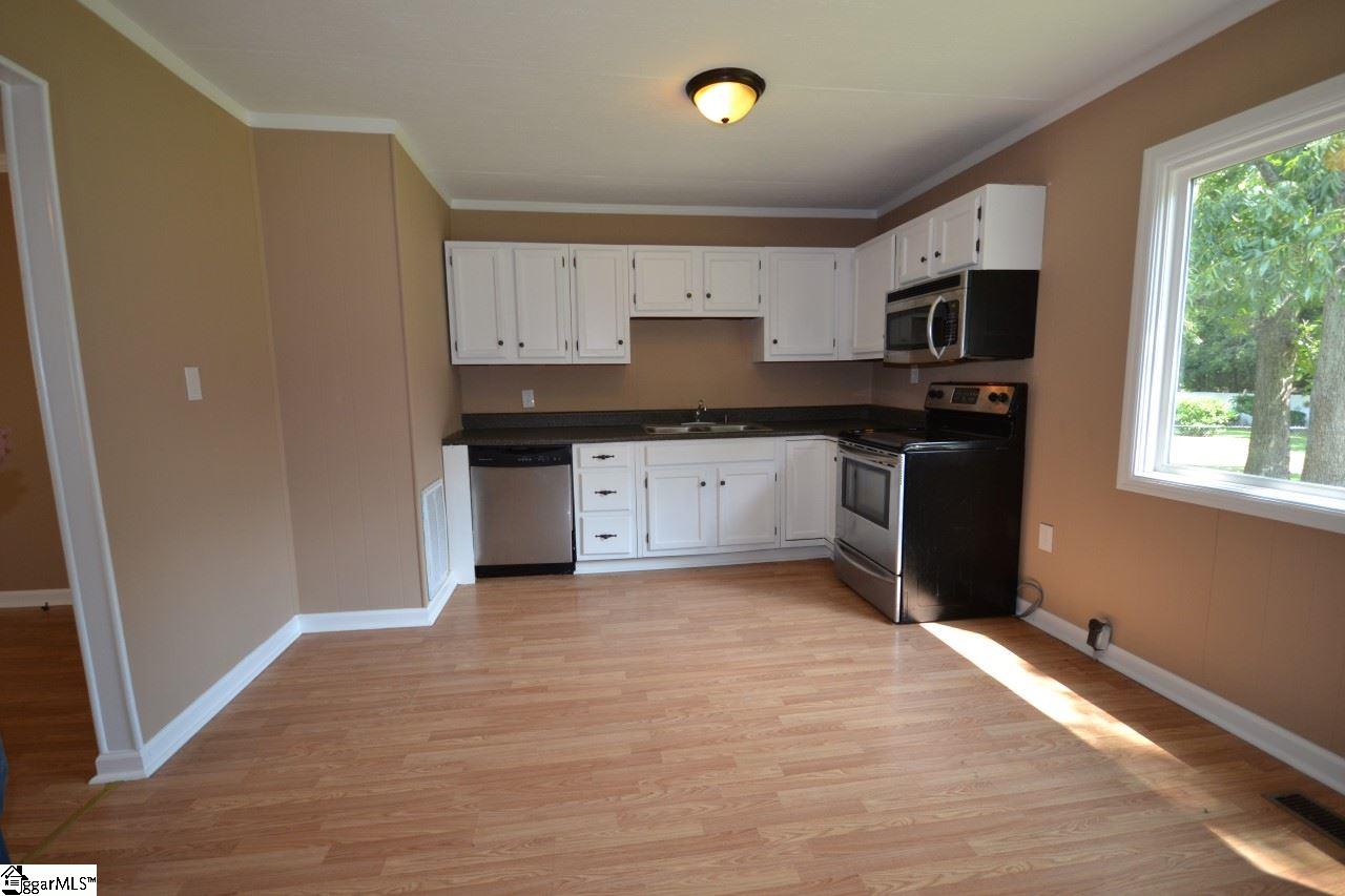 411 Georgia Street Fountain Inn, SC 29644 - Photo 2 of 15