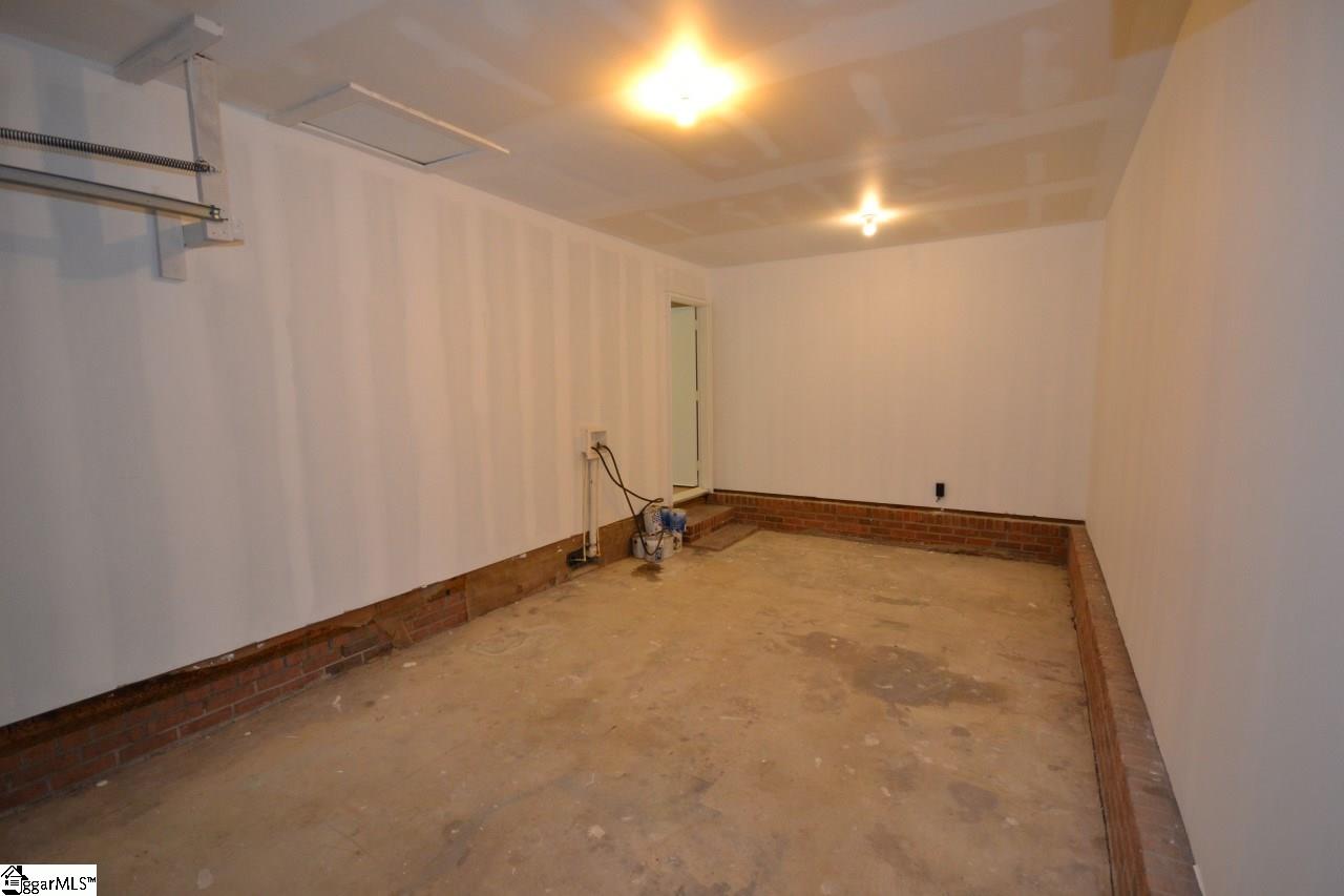 411 Georgia Street Fountain Inn, SC 29644 - Photo 13 of 15