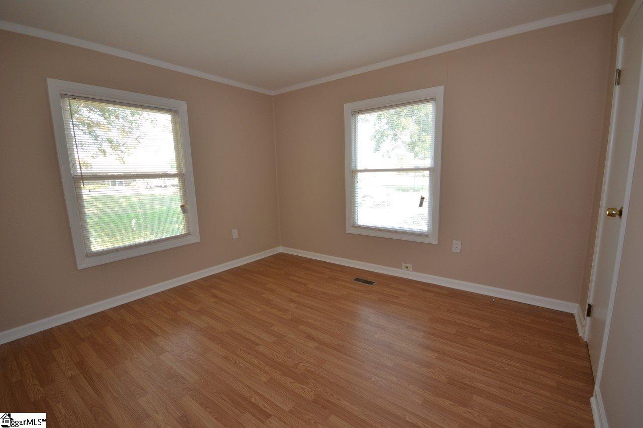 411 Georgia Street Fountain Inn, SC 29644 - Photo 9 of 15