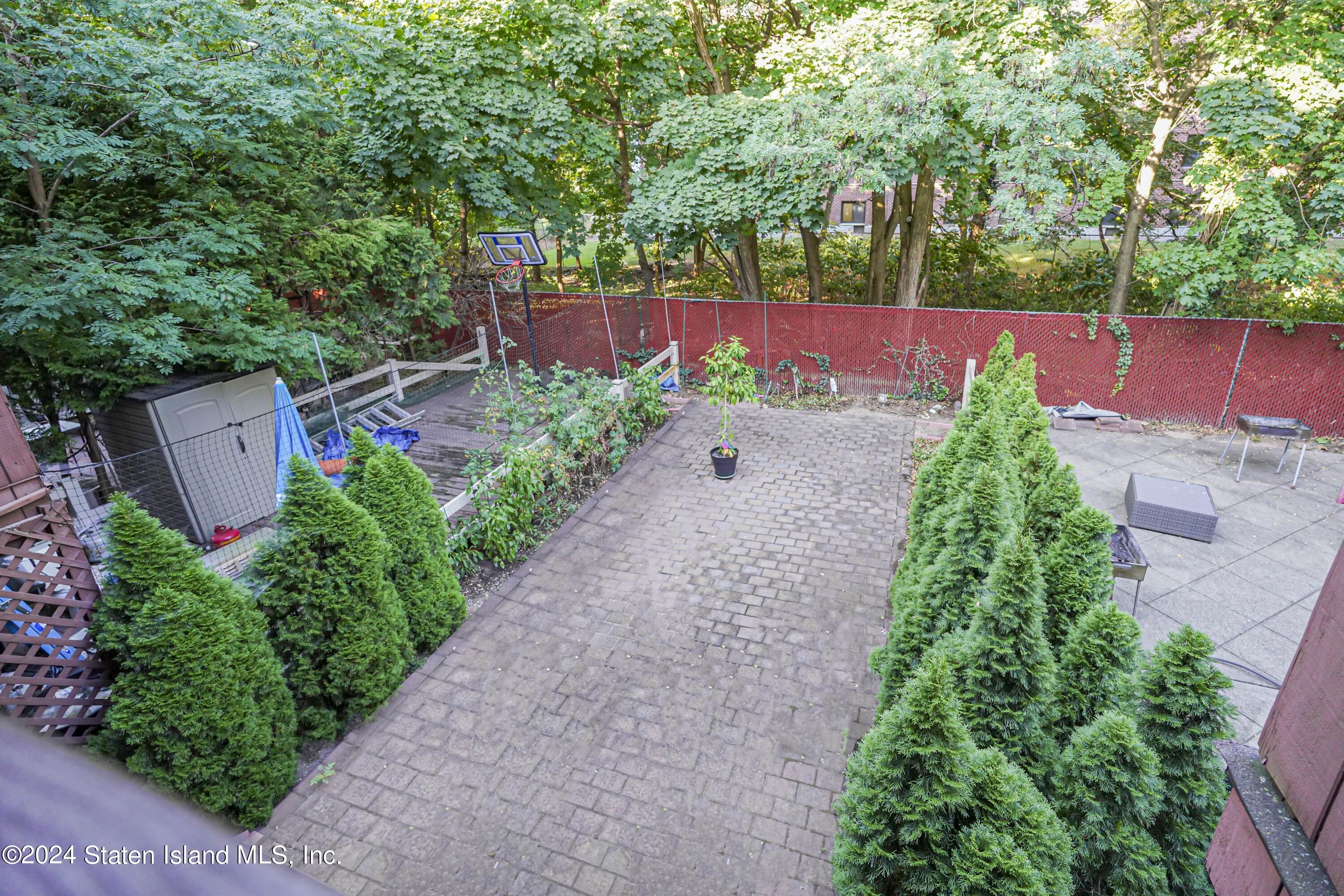 53 Alan Loop Staten Island, NY 10304 - Photo 13 of 37 (13) BACKYARD VIEW FROM BALCONY-min