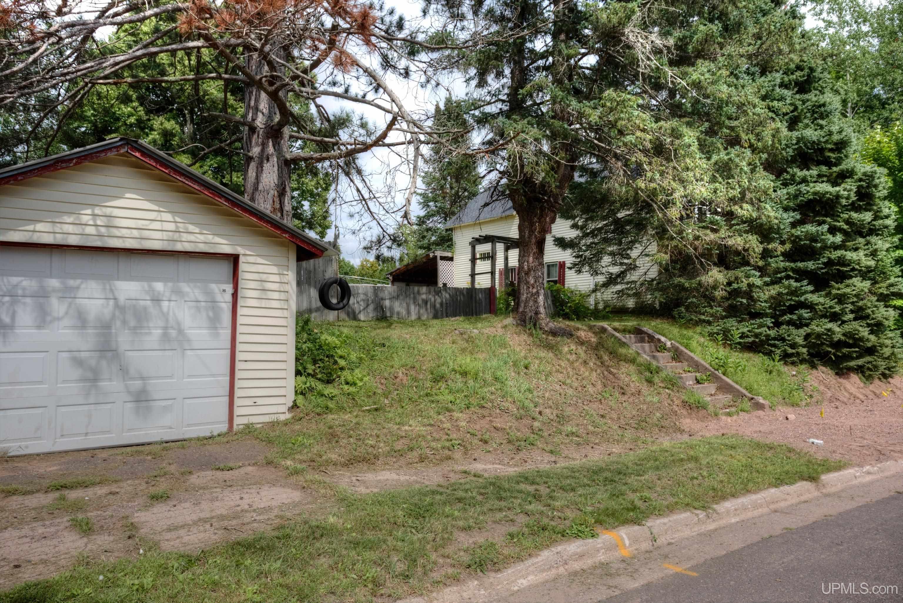 7992 Hubbard Street Ramsay, MI 49959 - Photo 3 of 44 Gallery Image 3