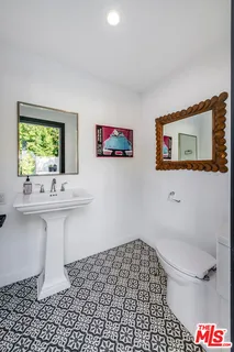 $3,275,000 | 935 South Burnside Avenue, Los Angeles, CA 90036