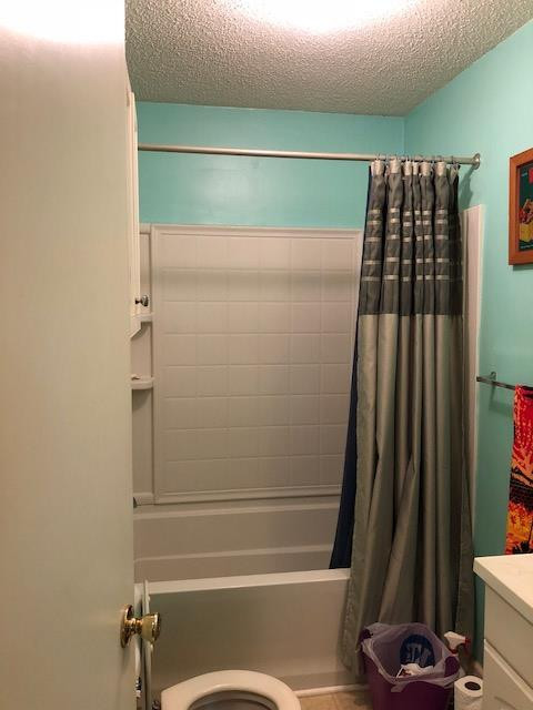 6098 Rousseau Creek Road Thomson, GA 30824 - Photo 8 of 19 Bath