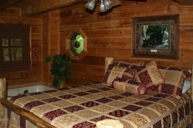 2468 North School House Gap Road Sevierville, TN 37876 - Photo 10 of 19
